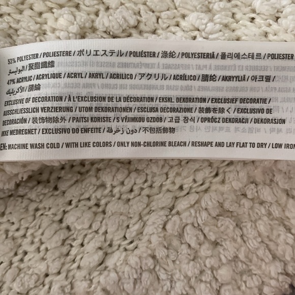 Abercrombie & Fitch Boucle V-Neck Sweater Cream Size XS - Picture 7 of 7